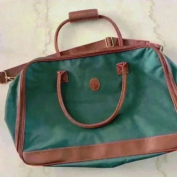 Vintage Ralph Lauren Fragrances carry on bag green with brown trim. Never used.